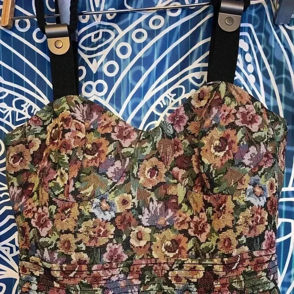 BCBG adorable flower sundress - Picture 3 of 8